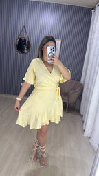 Vestido curto envelope