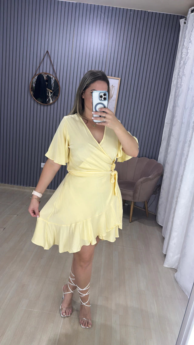 Vestido curto envelope