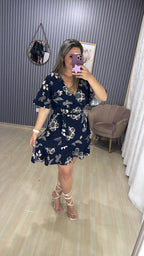 Vestido curto envelope